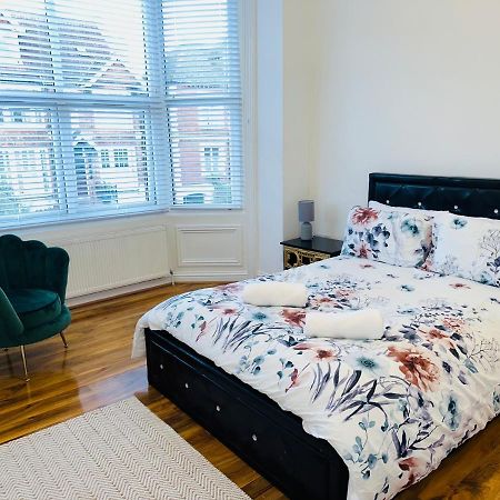 St Leonards-on-Sea Newly Refurbished Two Bedrooms Flat מראה חיצוני תמונה