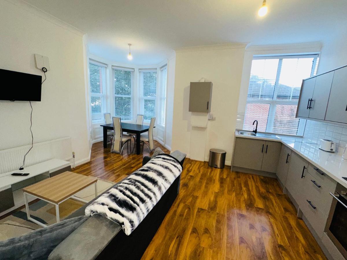 St Leonards-on-Sea Newly Refurbished Two Bedrooms Flat מראה חיצוני תמונה