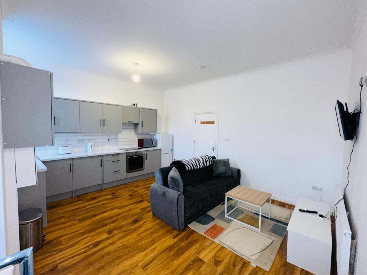 St Leonards-on-Sea Newly Refurbished Two Bedrooms Flat מראה חיצוני תמונה